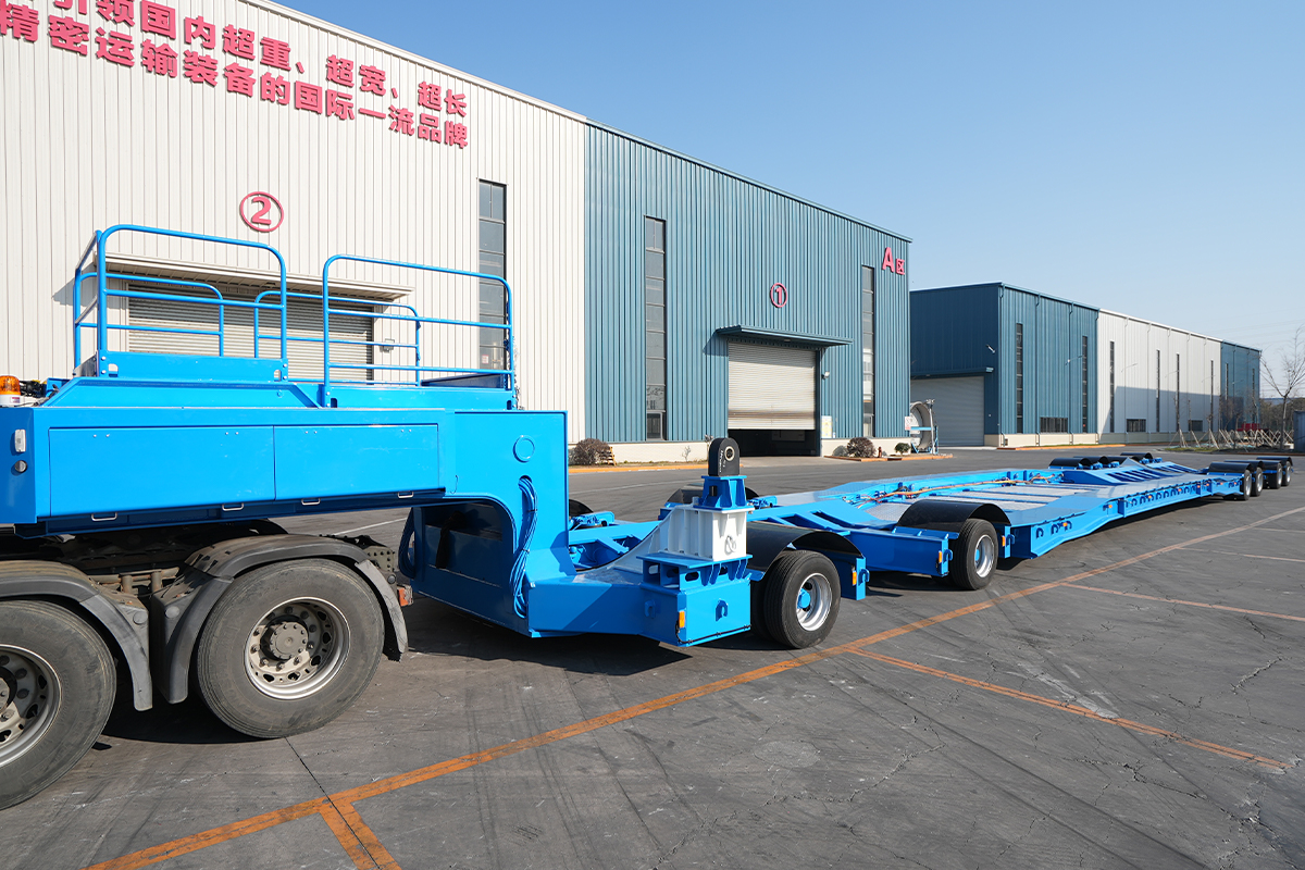Rocket Body Long-Distance Transport Trailer
